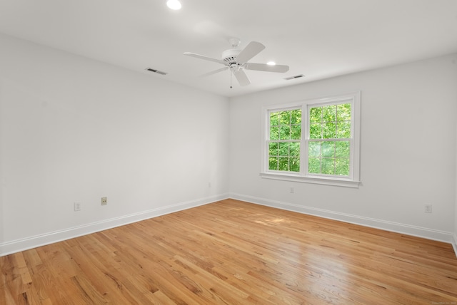 35 Hunting Ridge Rd, Easton, CT 06612 - spare room featuring baseboards, light wood-style flooring, recessed lighting, and ceiling fan