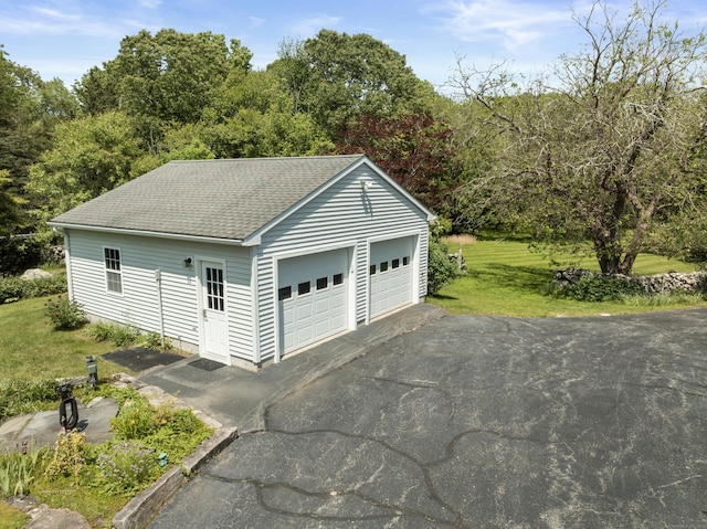 104 Quaker Farm Rd, Groton, CT 06355 - view of detached garage