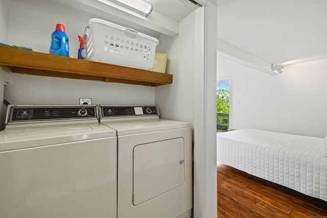 70 Prospect Hill Rd, Groton, CT 06340 - laundry room featuring independent washer and dryer and wood finished floors