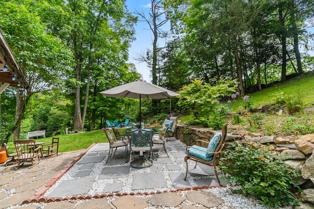 30 Hi Barlow Rd, Newtown, CT 06470 - view of patio with outdoor dining area