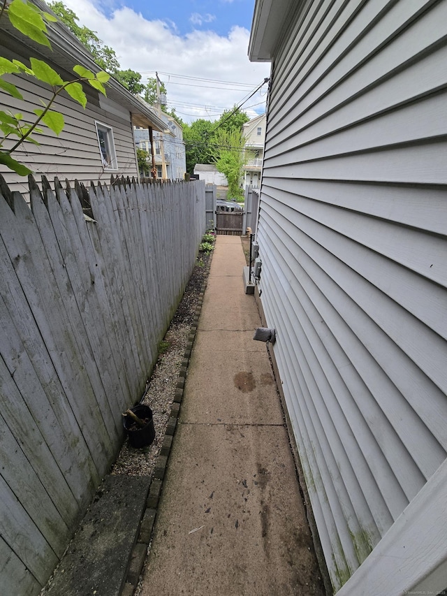 54 Lombard St, New Haven, CT 06513 - view of side of home