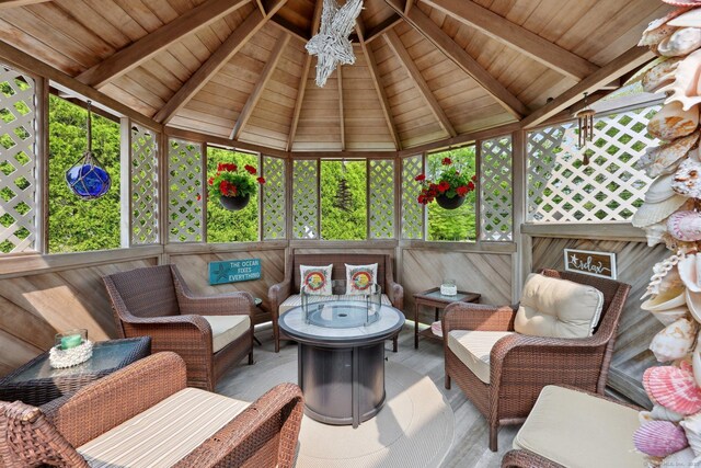 1 Spinnaker Rd, Waterford, CT 06385 - sunroom / solarium with an outdoor living space