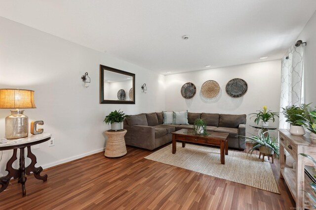 1 Spinnaker Rd, Waterford, CT 06385 - living area with wood finished floors and baseboards