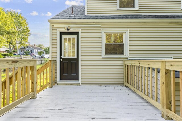 37 View St, East Haven, CT 06512 - view of wooden terrace
