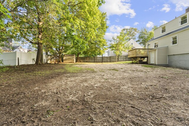 37 View St, East Haven, CT 06512 - view of yard featuring a deck