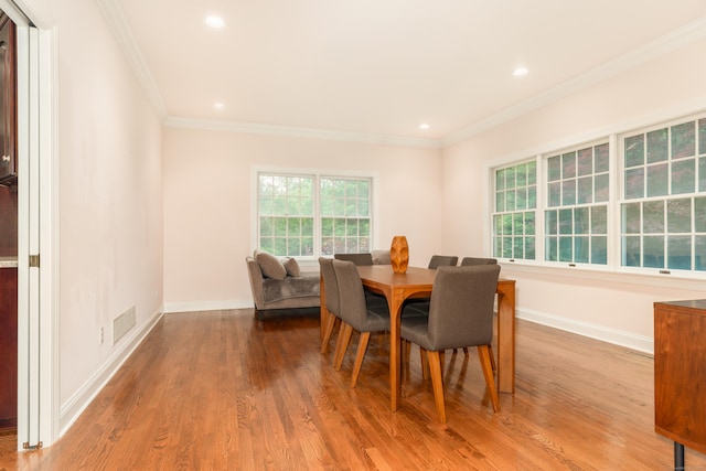 3 Mountaincrest Dr, Cheshire, CT 06410 - dining space featuring wood finished floors, baseboards, ornamental molding, and recessed lighting