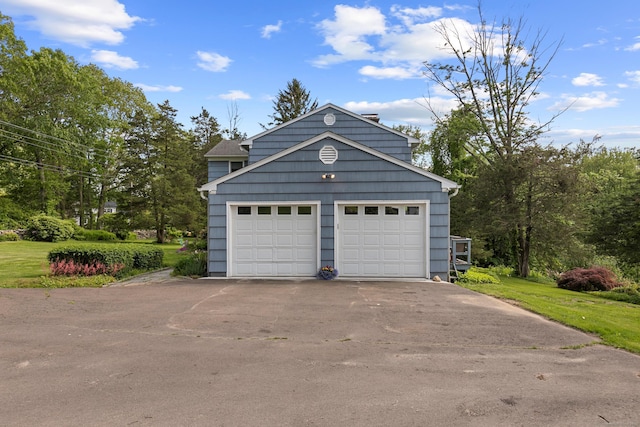 403 Bethmour Rd, Bethany, CT 06524 - garage featuring asphalt driveway