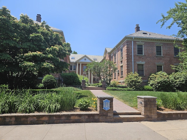 148 Everit St Apt A, New Haven, CT 06511