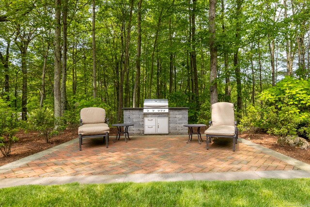 111 Dwyer Rd, Middlebury, CT 06762 - photo 3