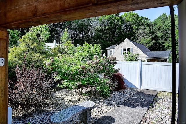 673 May St, Naugatuck, CT 06770 - view of yard