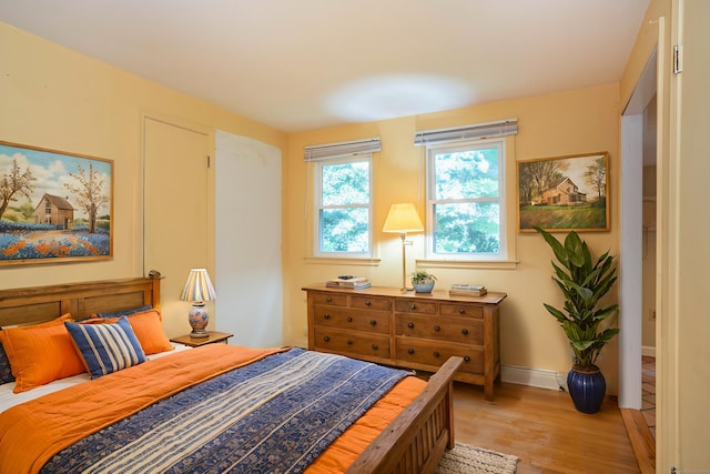 35 Chestnut Hill Rd, Simsbury, CT 06092 - bedroom featuring light wood finished floors and baseboards