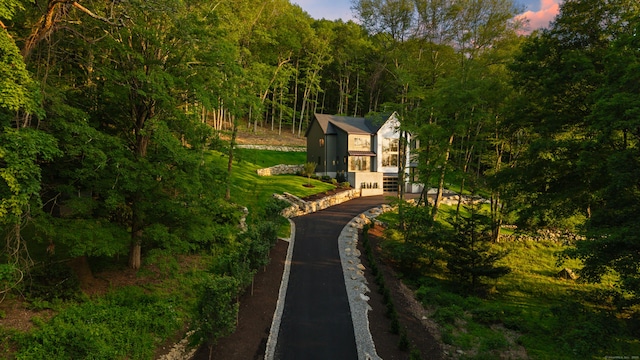 22 Limekiln Rd, Redding, CT 06896 - surrounding community with a view of trees