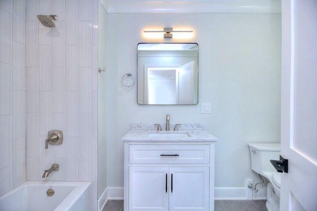 59 Thornhill Rd, Fairfield, CT 06824 - bathroom with toilet, vanity, baseboards, and bathing tub / shower combination