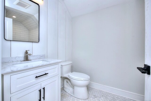 59 Thornhill Rd, Fairfield, CT 06824 - bathroom featuring toilet, vanity, and baseboards