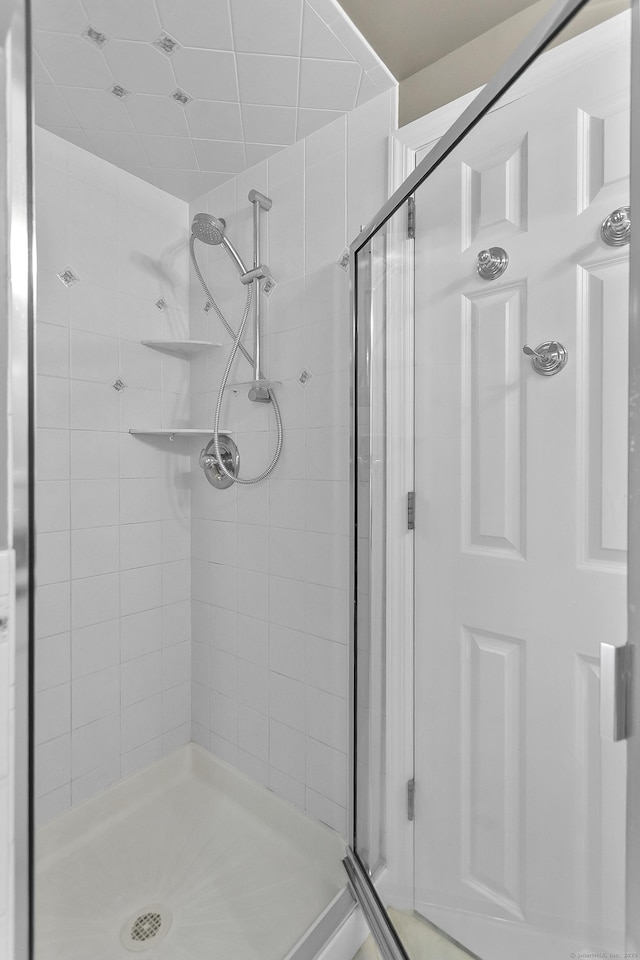 42 Woodledge Rd, Stamford, CT 06907 - bathroom with a shower stall