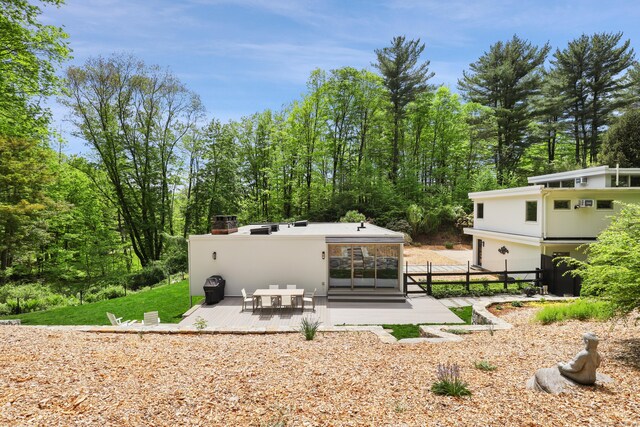 99 High Ridge Rd, Pound Ridge, NY 10576 - view of yard