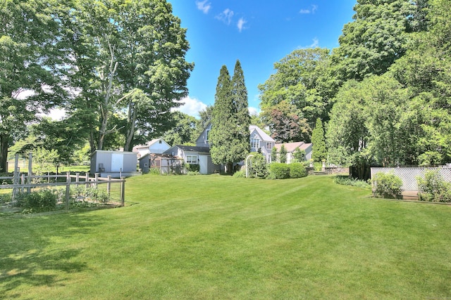 2683 Bronson Rd, Fairfield, CT 06824 - view of yard