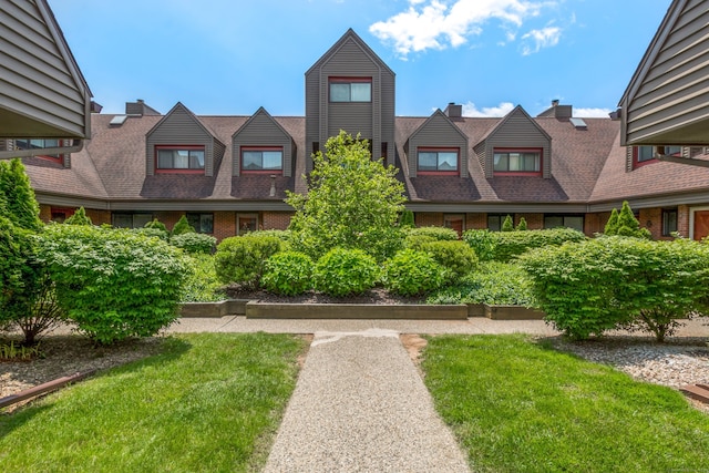 30 Montoya Dr Unit 30, Branford, CT 06405 - view of property's community featuring a yard