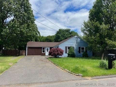 1 Stoughton Rd, Southington, CT 06489 - single story home featuring driveway and a garage