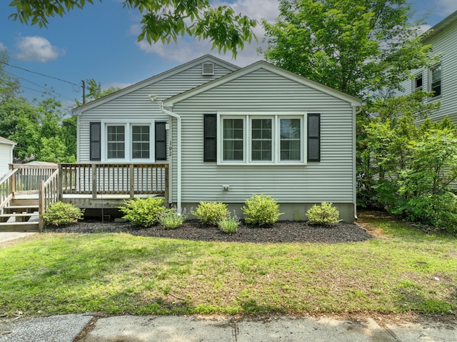 192 Clifton St, Wallingford, CT 06492 - view of front of property featuring a wooden deck and a front yard