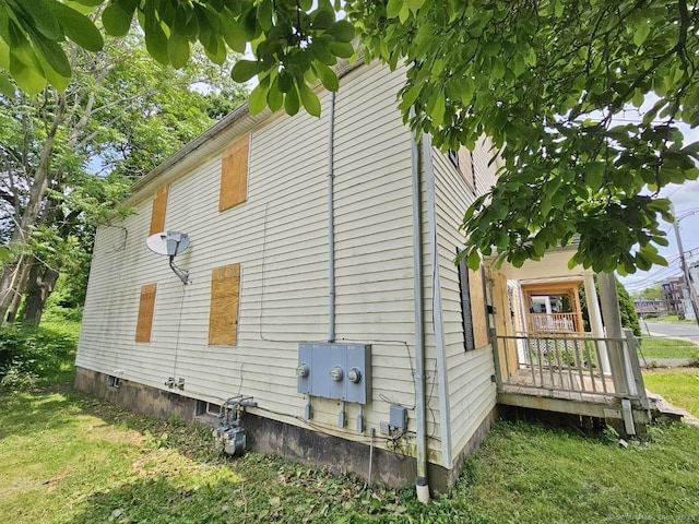 270 Capen St, Hartford, CT 06112 - view of side of home