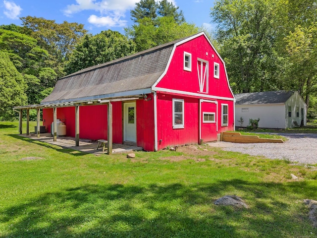 157 Mile Creek Rd, Old Lyme, CT 06371 - view of barn with a yard