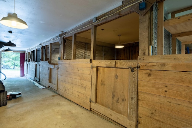 157 Mile Creek Rd, Old Lyme, CT 06371 - view of horse barn