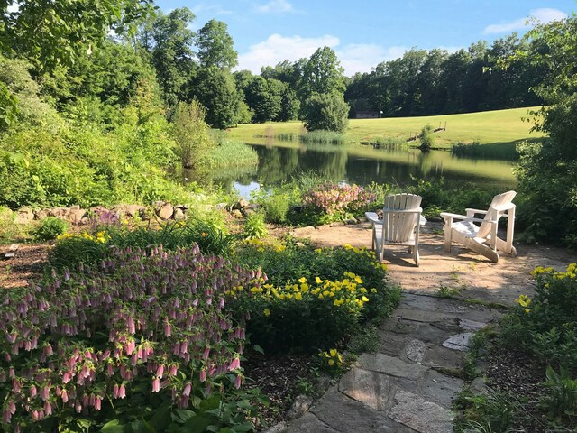 171 Cross Hwy, Redding, CT 06896 - view of yard with a water view