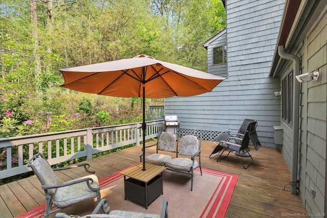 424 Trailsend Dr Unit 424, Torrington, CT 06790 - wooden deck with an outdoor hangout area