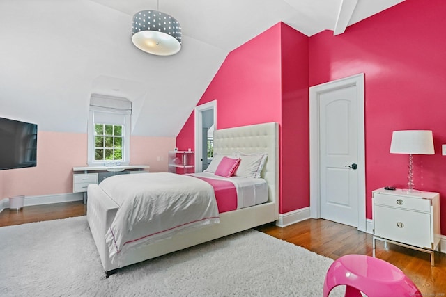 6 Coachlamp Ln, Greenwich, CT 06830 - bedroom with wood finished floors, lofted ceiling, and baseboards