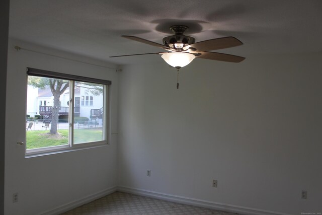 9 Watch Hill Cir Unit 9, Cromwell, CT 06416 - spare room featuring a ceiling fan, baseboards, and light carpet