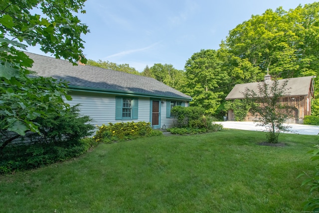 884 Black Rock Tpke, Easton, CT 06612 - view of green lawn