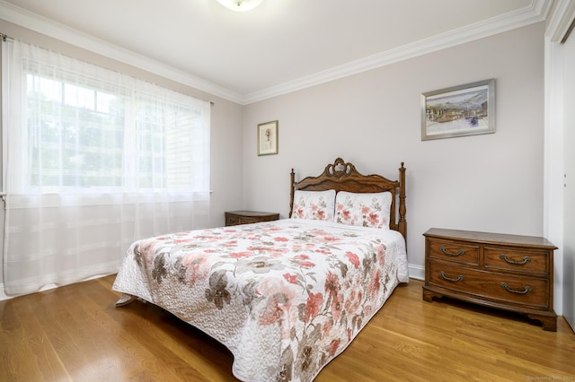 10 Dry Hill Ct, Norwalk, CT 06851 - bedroom featuring wood finished floors, crown molding, and baseboards