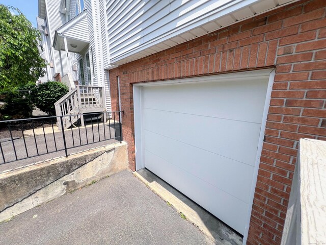 925 Oronoke Rd Unit 36G, Waterbury, CT 06708 - view of garage