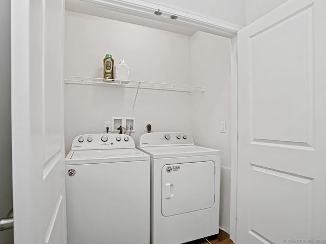 302 Center Meadow Ln Unit 302, Danbury, CT 06810 - washroom featuring washing machine and dryer