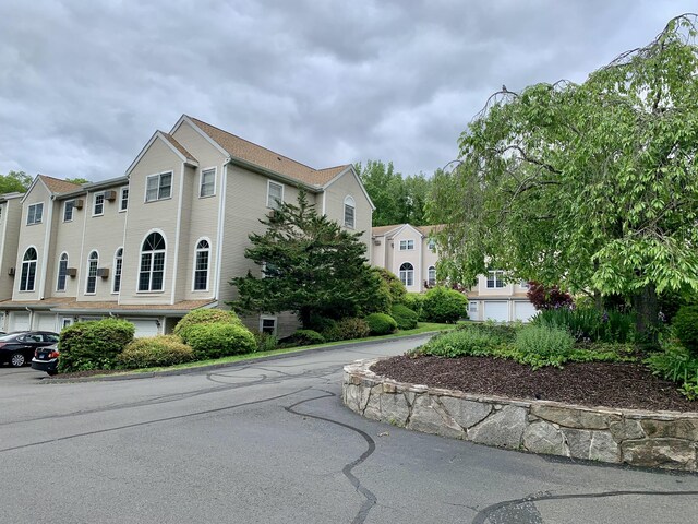 350 Bristol St Apt A3, Waterbury, CT 06708 - view of front of home