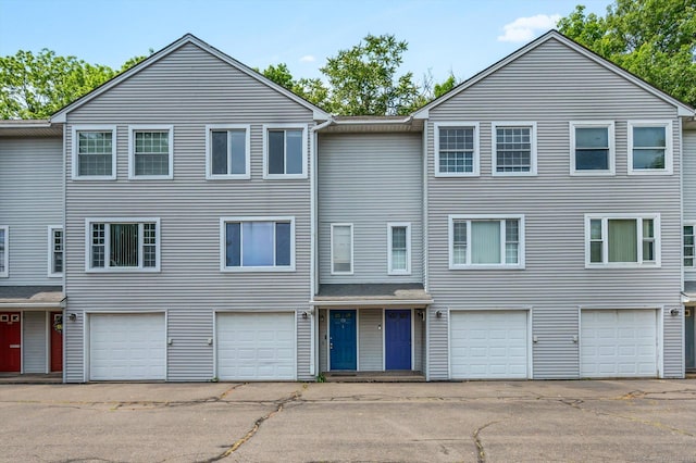 129 Knowles Ave Unit 129, Middletown, CT 06457 - view of front facade featuring a garage