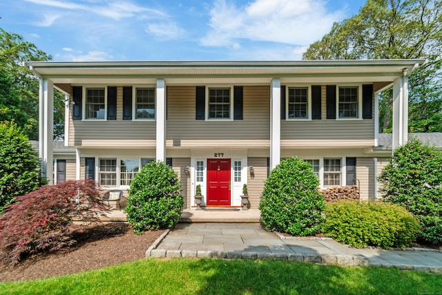 277 Dundee Rd, Stamford, CT 06903 - photo 1