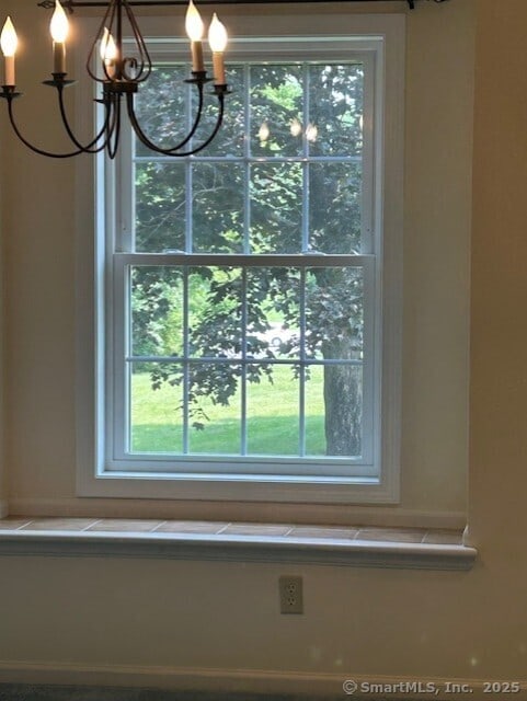 749 Long Hill Rd Unit A, Middletown, CT 06457 - detailed view of a chandelier