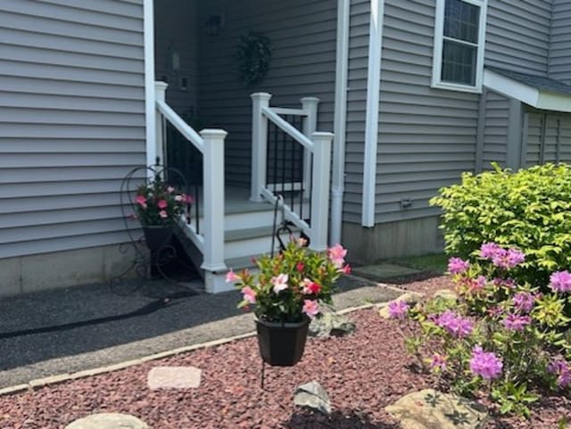 749 Long Hill Rd Unit A, Middletown, CT 06457 - view of exterior entry