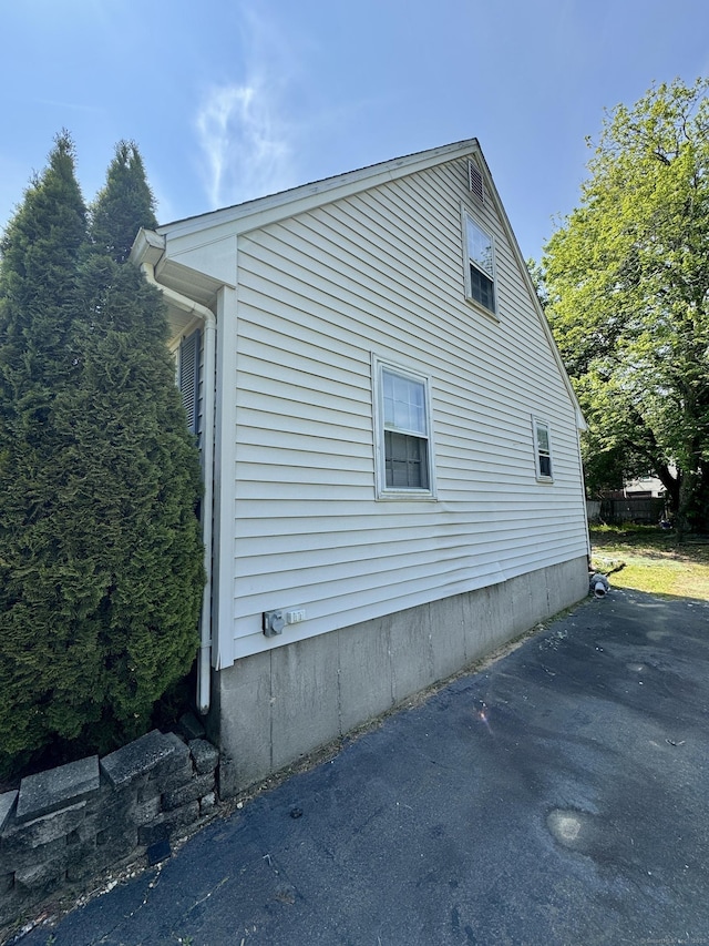 38 Makara St, Plymouth, CT 06786 - view of home's exterior