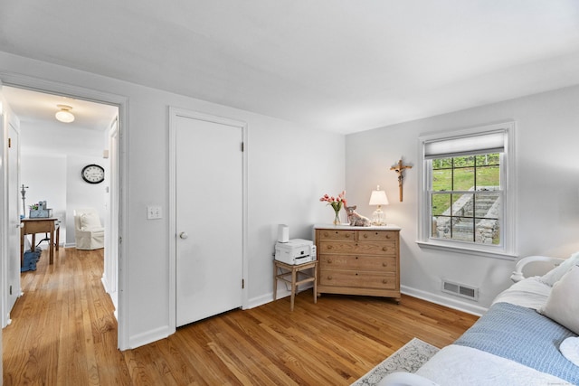 96 Long Hill Ter, New Haven, CT 06515 - bedroom featuring light wood finished floors and baseboards