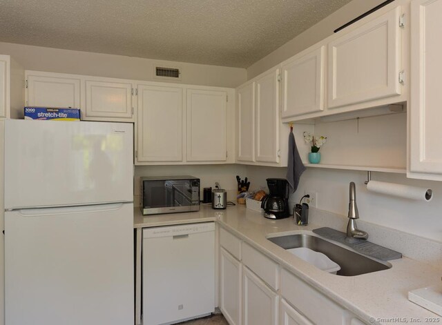 793 Heritage Vlg Unit B, Southbury, CT 06488 - photo 8