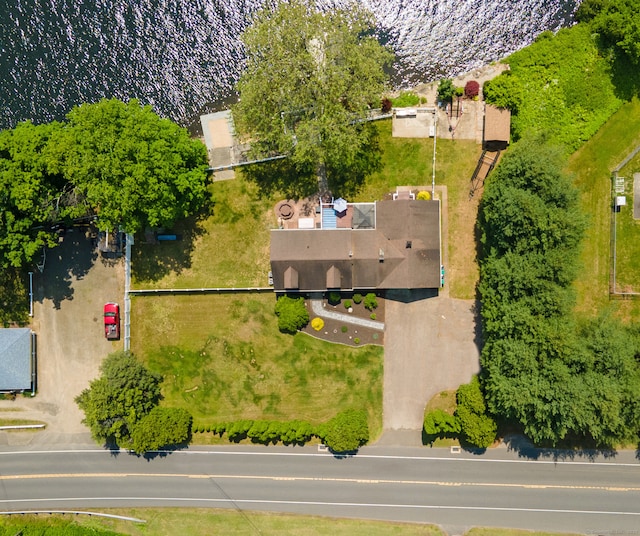 137 Roosevelt Dr, Seymour, CT 06483 - drone / aerial view