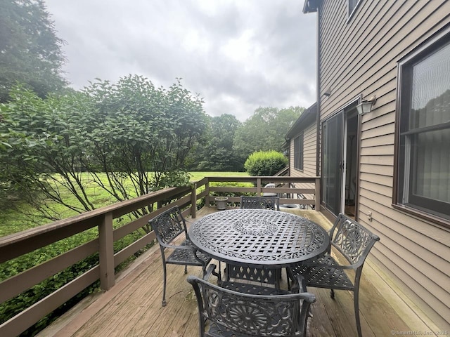 27 Rolling Ridge Rd Unit 27, Monroe, CT 06468 - deck with outdoor dining space