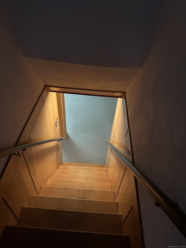 130 Judd Ave, New Britain, CT 06051 - view of stairs