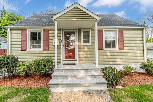 226 Quinn St, Naugatuck, CT 06770 - bungalow with roof with shingles