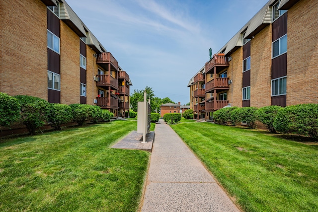 87 Clinic Dr Unit 3A, New Britain, CT 06051 - surrounding community featuring a yard