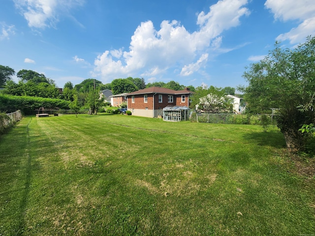 82 Hotchkiss St, Waterbury, CT 06704 - view of yard