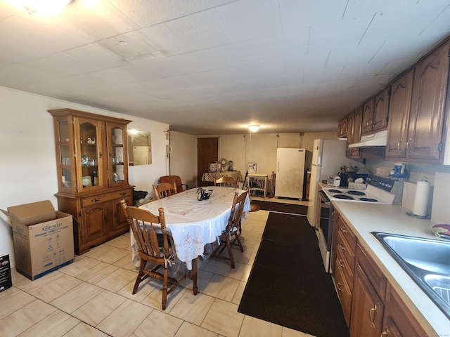 82 Hotchkiss St, Waterbury, CT 06704 - dining room with light tile patterned flooring